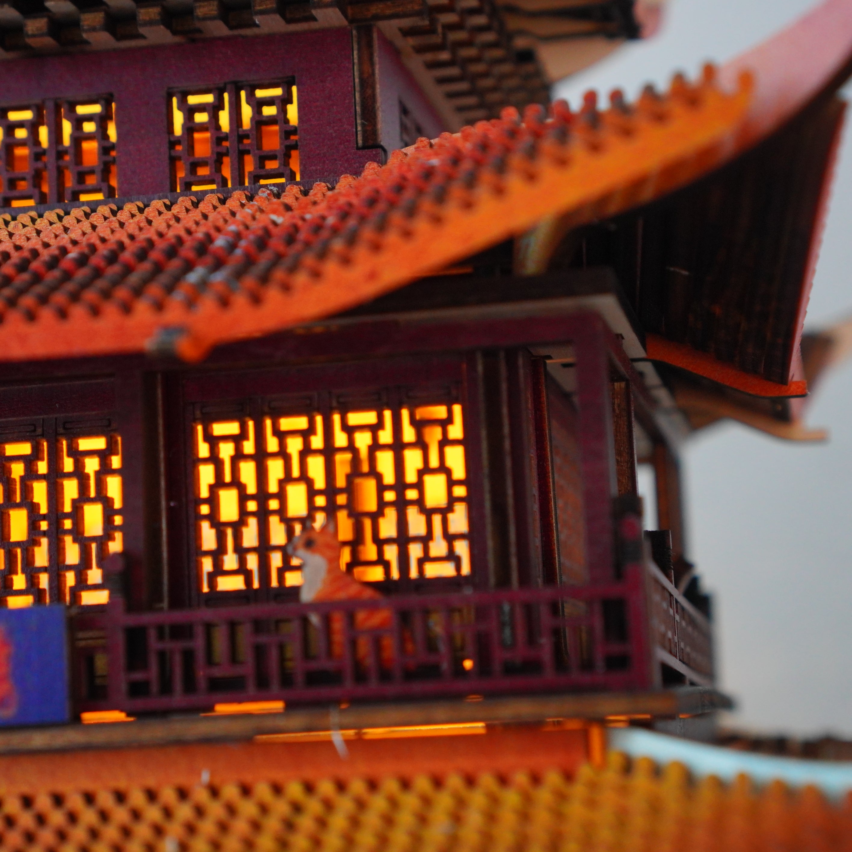 Halom Yueyang Tower DIY Book Nook Kit
