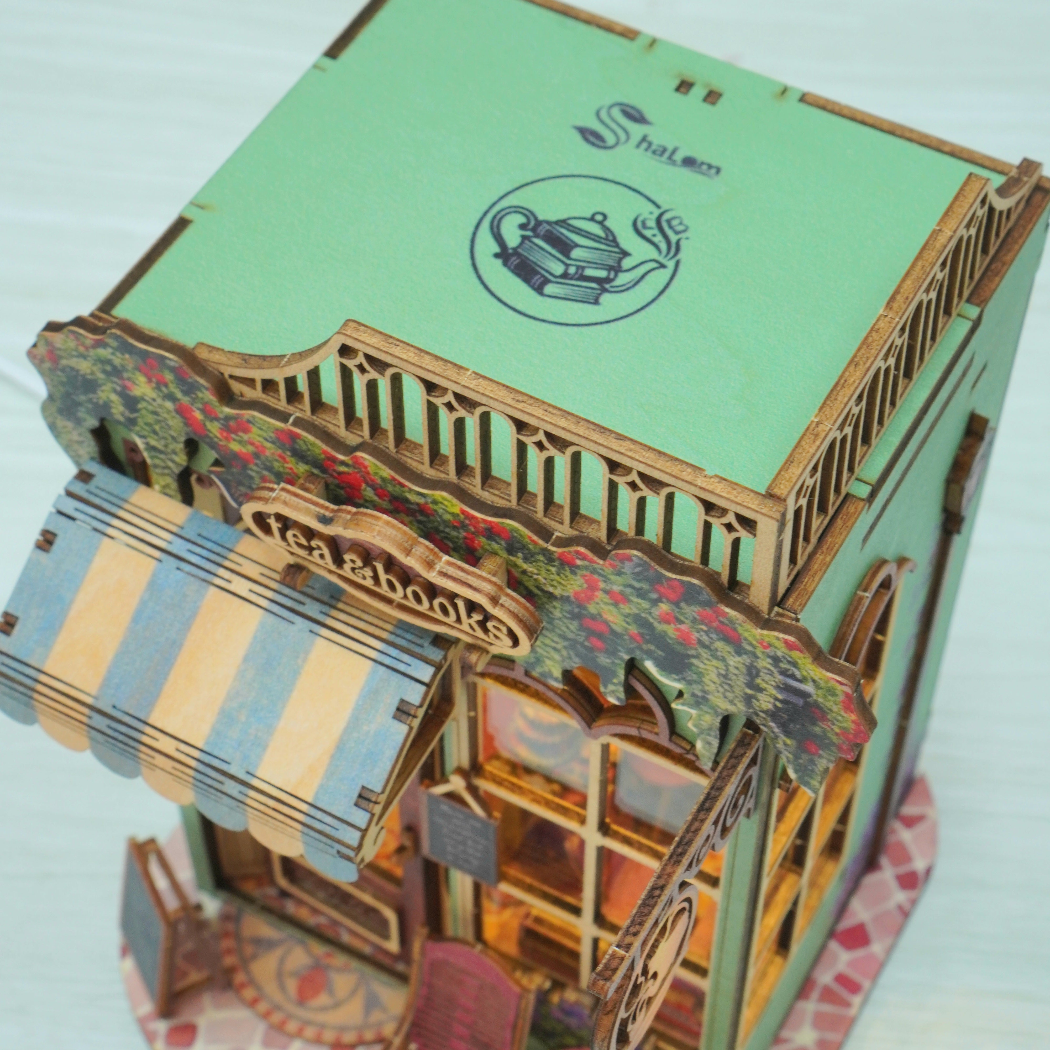 Halom Cozy Tea Library DIY Book Nook
