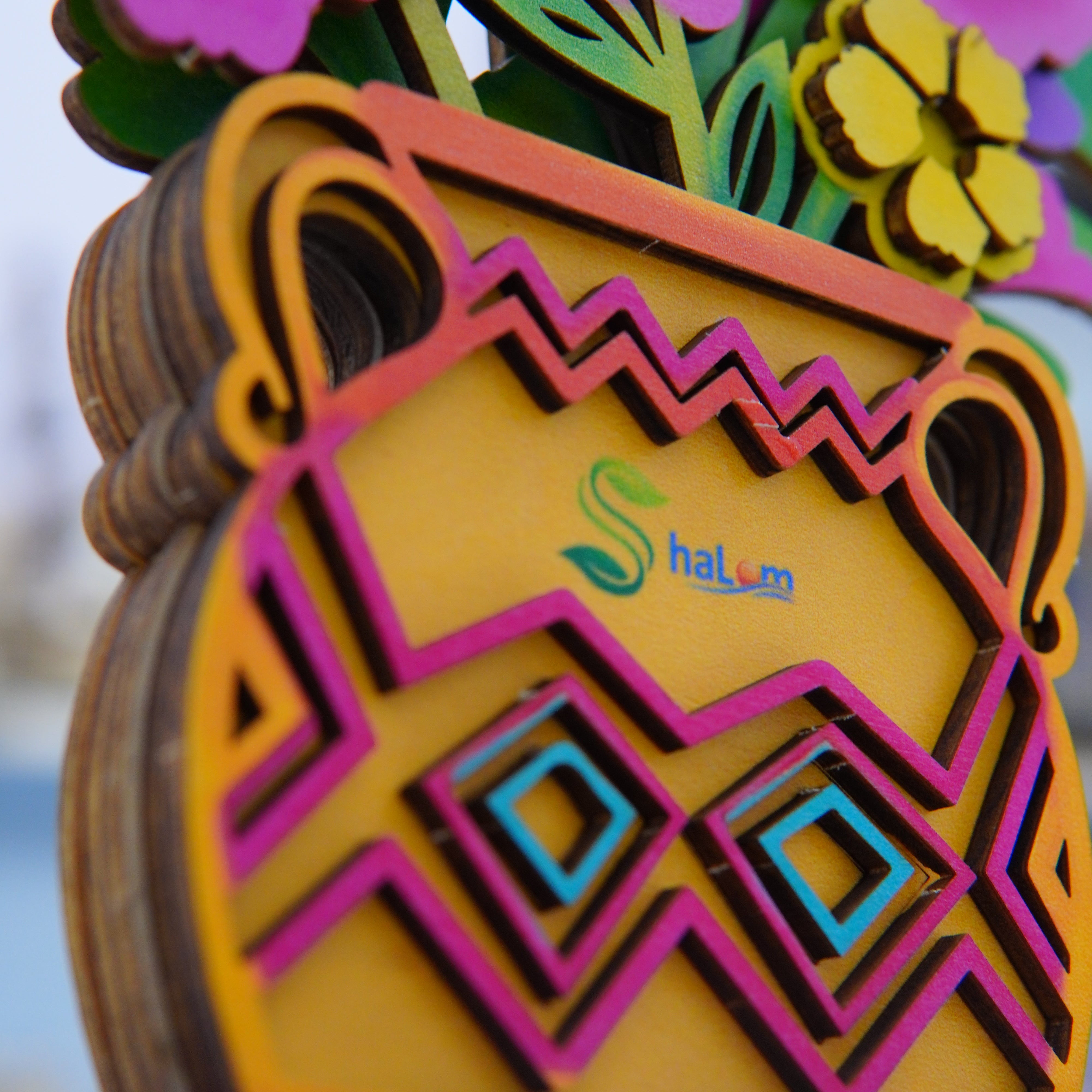 Halom DIY Wooden Flower Vase Kit – Buildable Mini Desk Decor for Home & Office