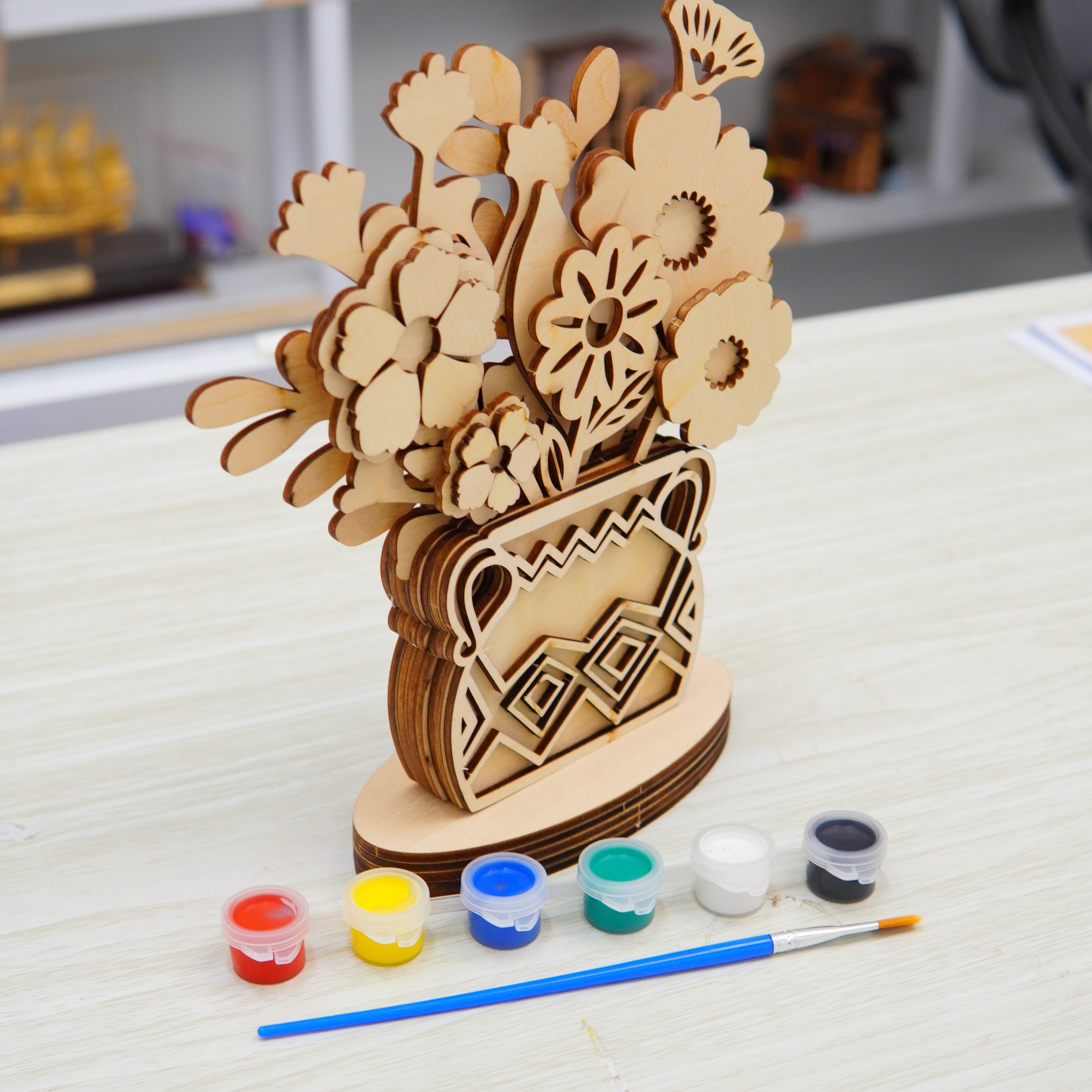 Halom DIY Paintable Wooden Flower Vase Kit – Build & Paint Mini Desk Decor