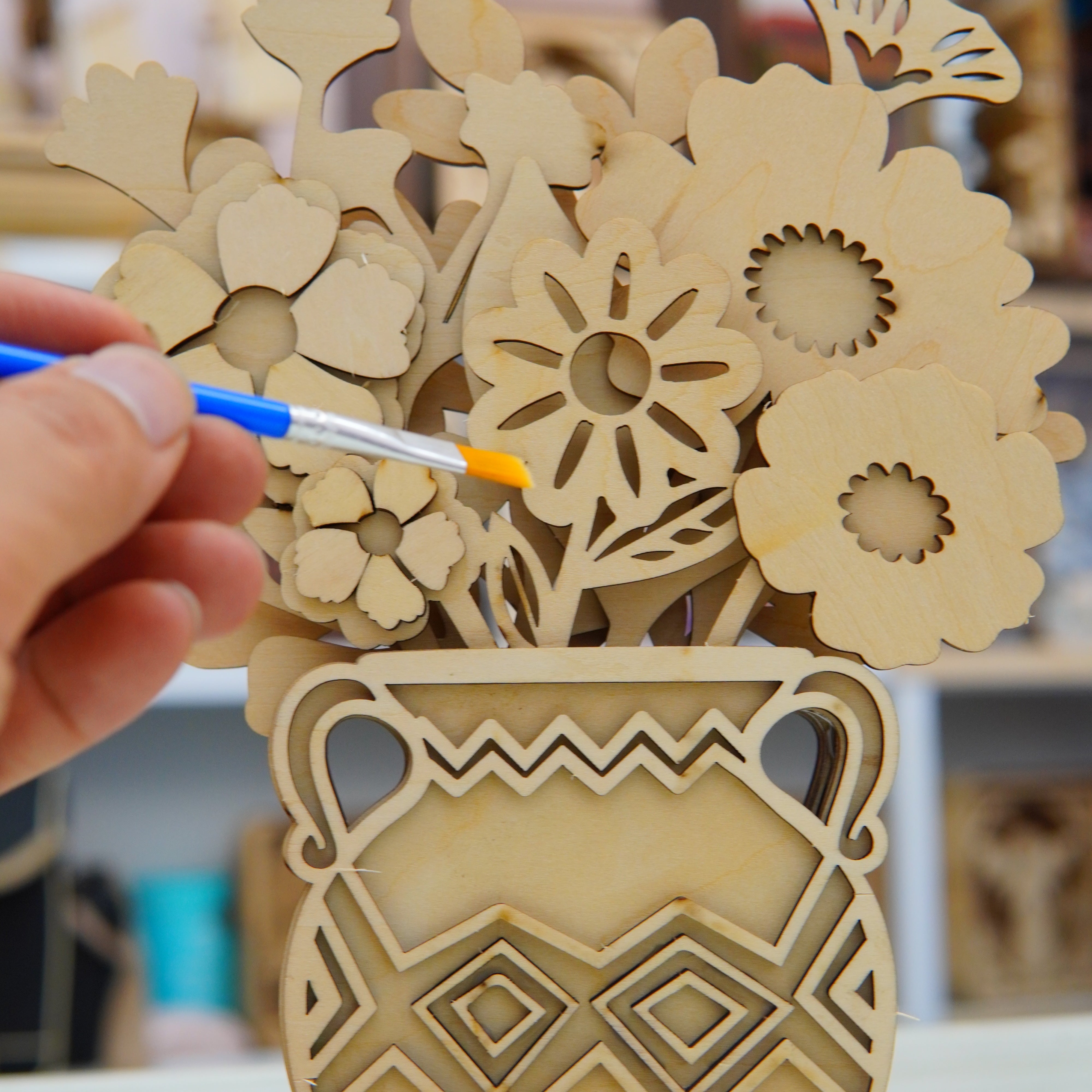 Halom DIY Paintable Wooden Flower Vase Kit – Build & Paint Mini Desk Decor