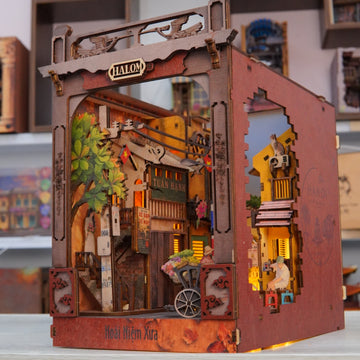 Halom Hanoi Old Quarter DIY Book Nook Kit with LED