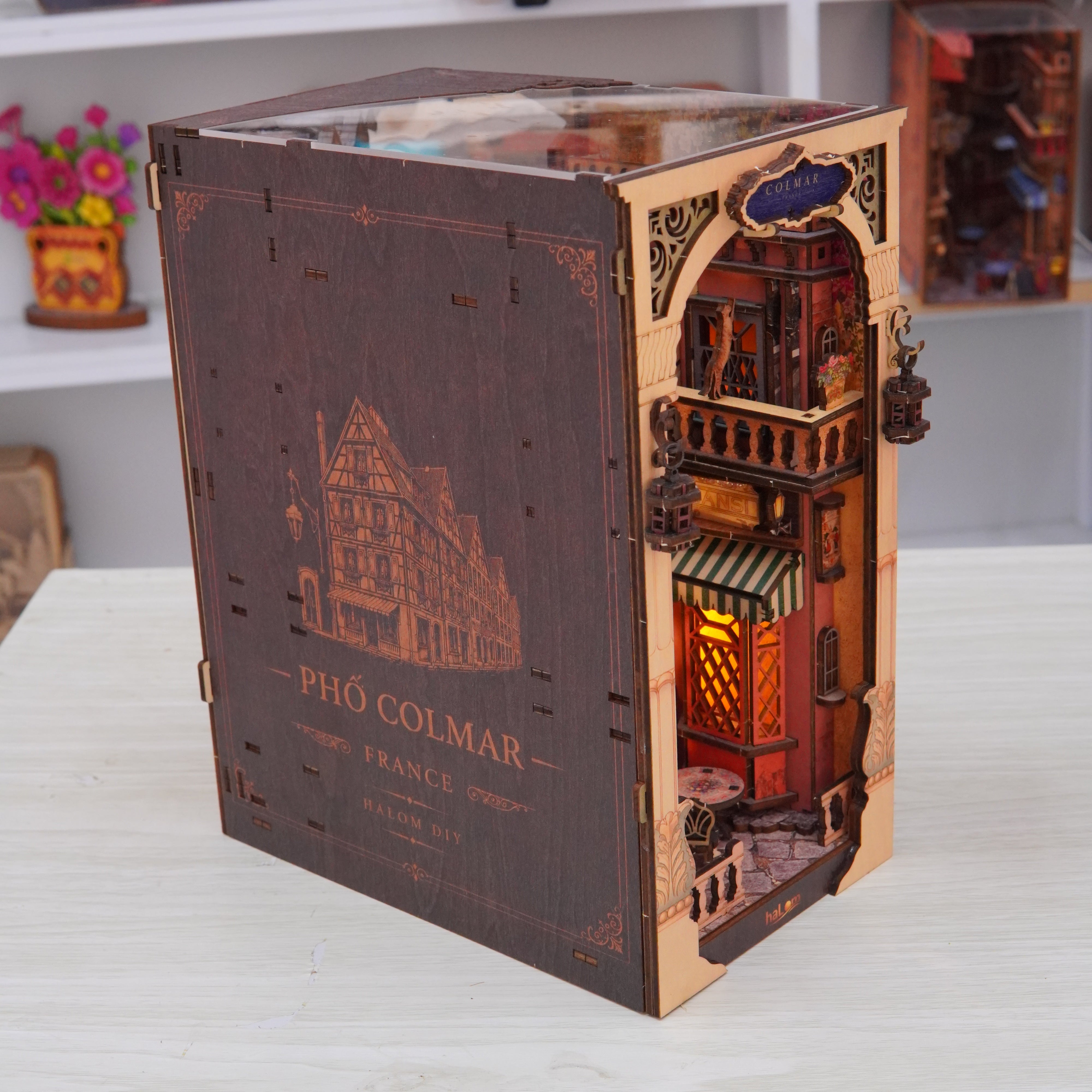 Halom Colmar Street DIY Book Nook Kit with LED – French Old Town Bookshelf Insert
