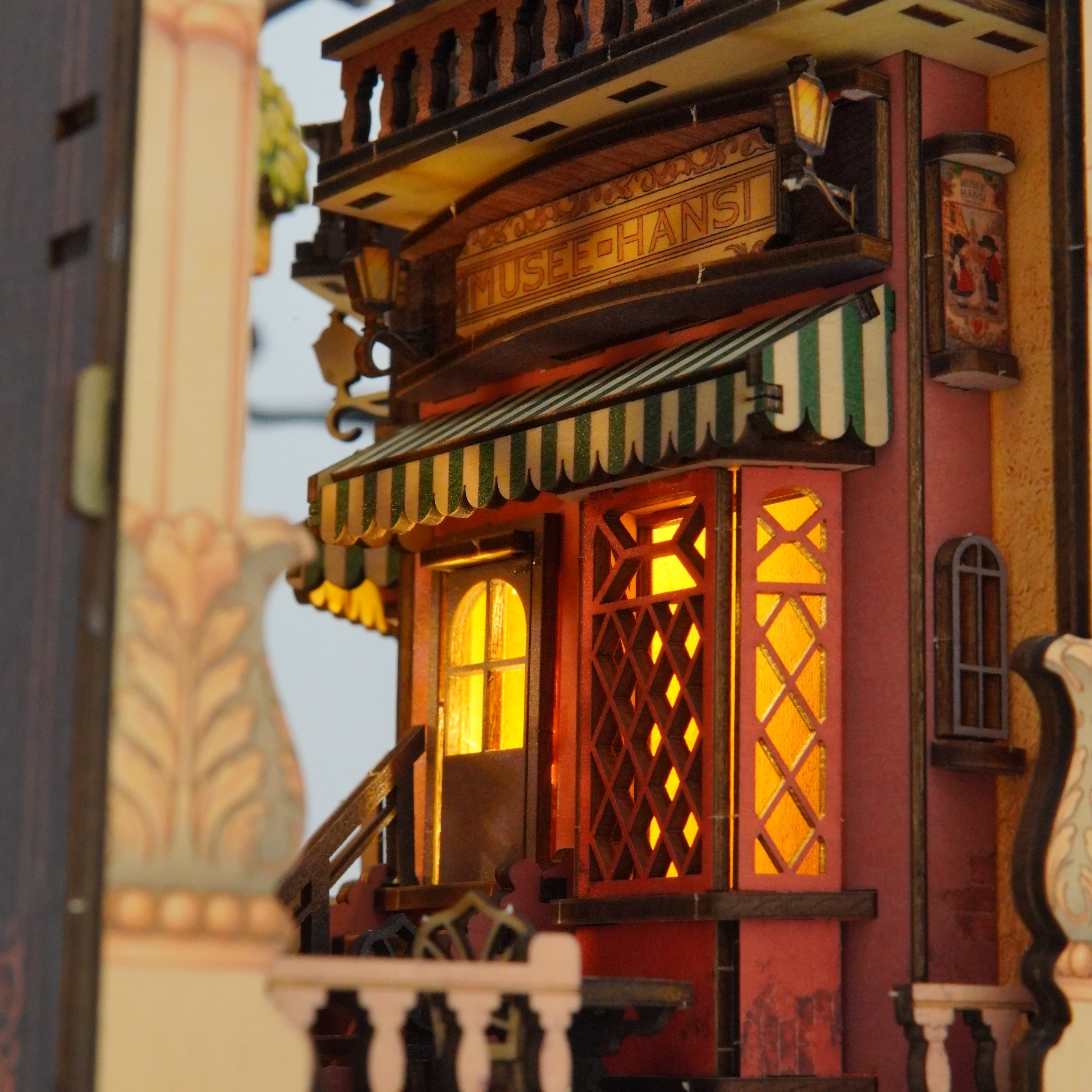 Halom Colmar Street DIY Book Nook Kit with LED – French Old Town Bookshelf Insert
