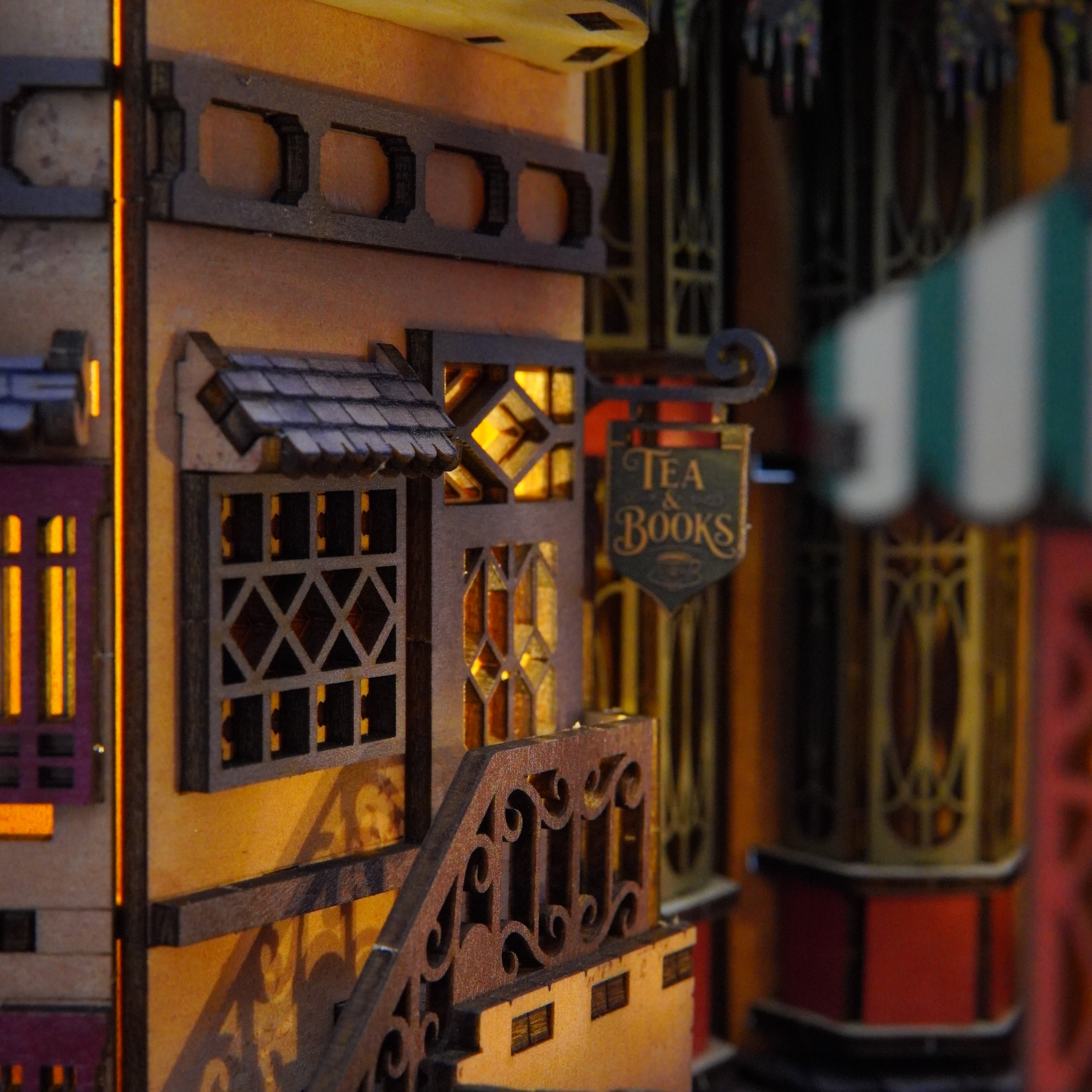 Halom Colmar Street DIY Book Nook Kit with LED – French Old Town Bookshelf Insert