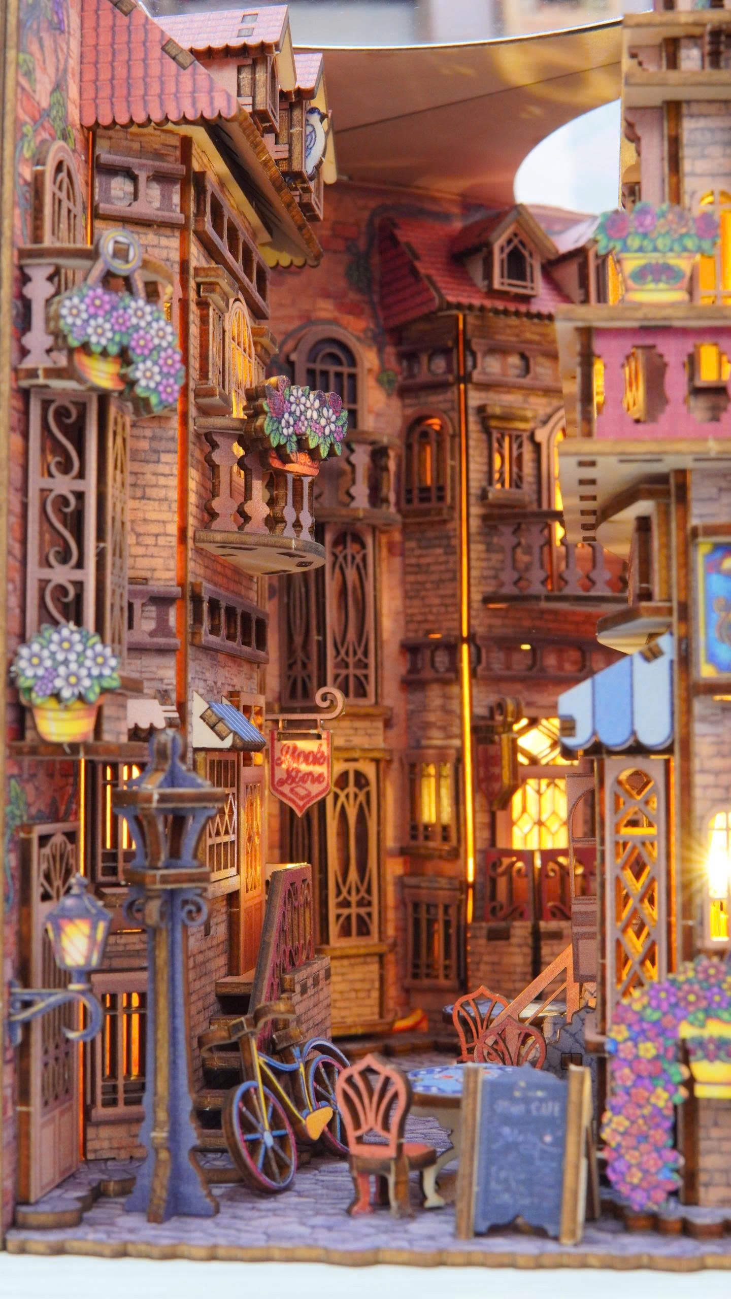 Halom European Alley DIY Book Nook Kit